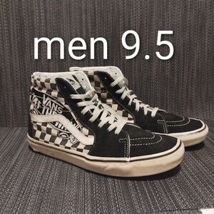 Vans Men's Checkered Black and White Sneakers